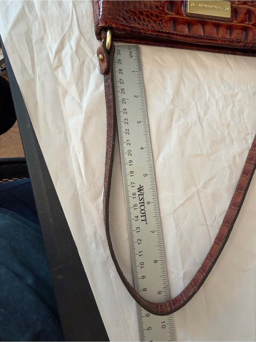 Brahmin Brown Croc-Embossed hand held with Gold Hardware 9x5x2 - Picture 12 of 13